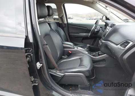 2019 Dodge Journey Crossroad Awd z USA, uszkodzony, nr VIN 3C4PDDGGXKT816412